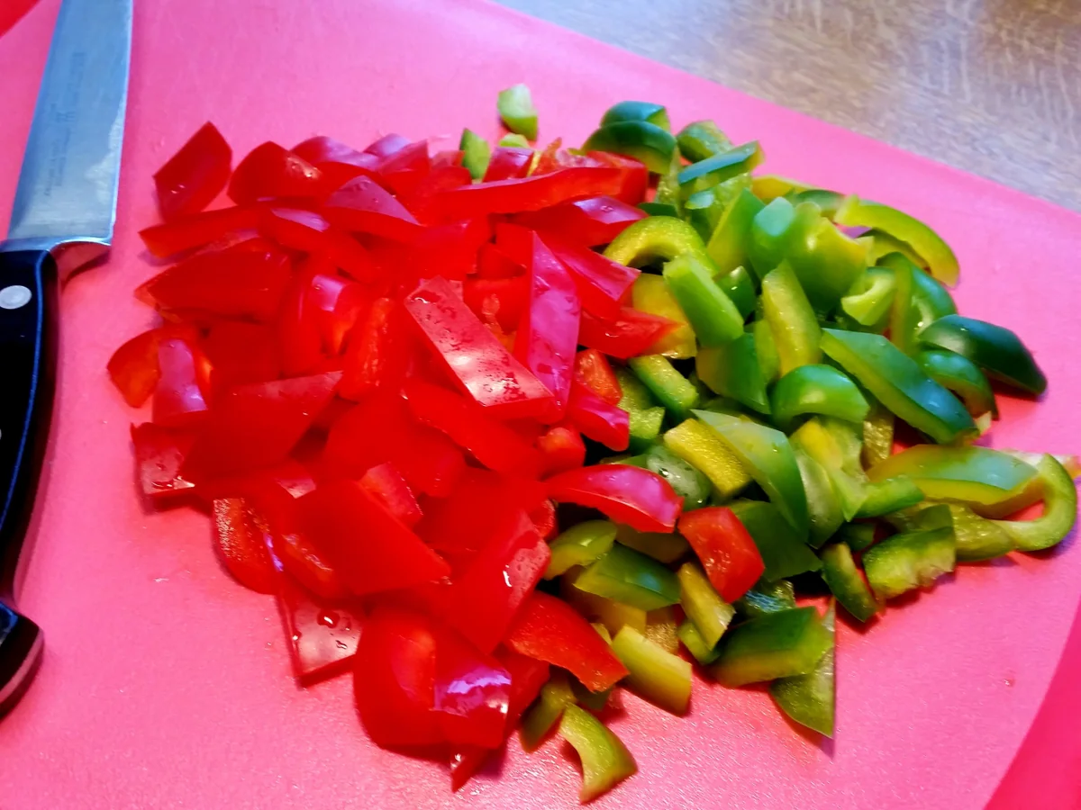 Rezept: Paprika-Gulasch Bild Nr. 825 Paprika-Gulasch - Rezept - Bild Nr. 825