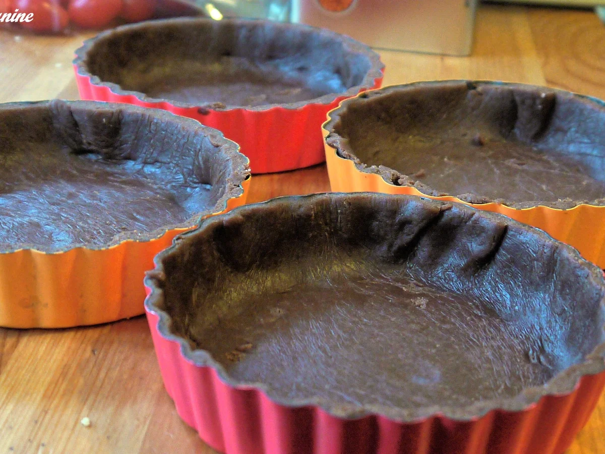 Peanutbutter-Tartelettes mit Granatapfel - Rezept - Bild Nr. 840