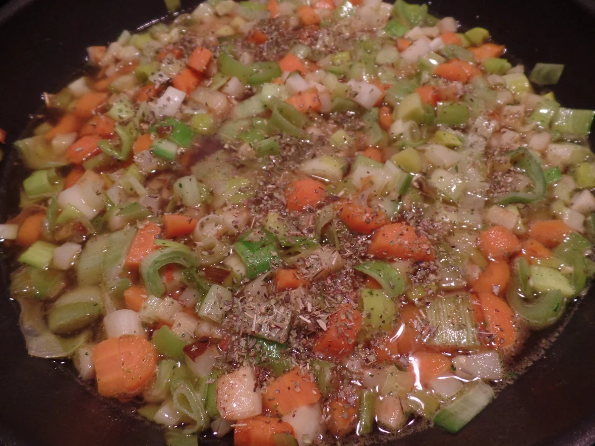 Rotbarschröllchen auf Gemüse - Rezept - Bild Nr. 840