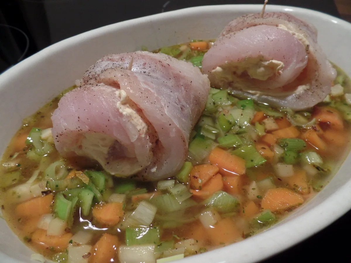 Rotbarschröllchen auf Gemüse - Rezept - Bild Nr. 844