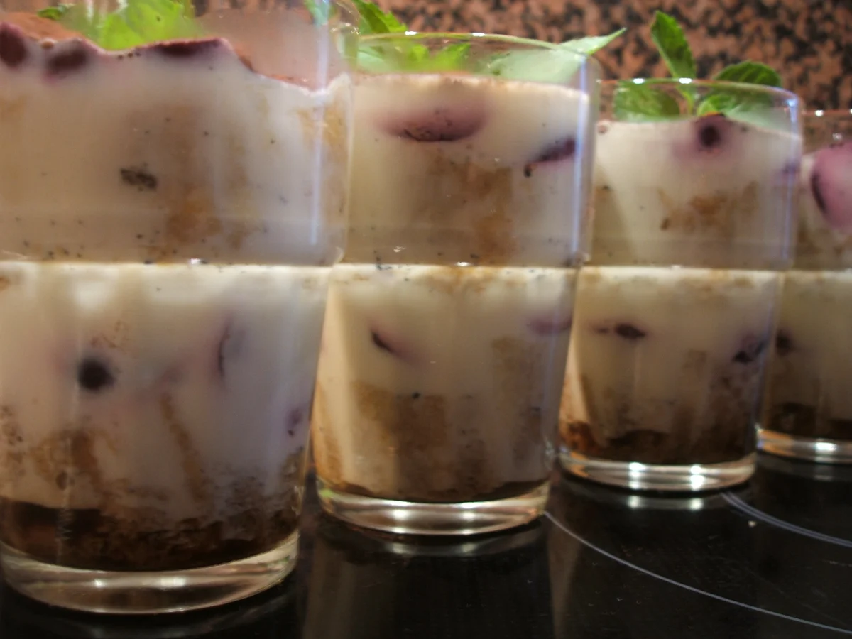 Dessert:"Panna-Misu" oder "Tira-Cotta" - Rezept - Bild Nr. 838