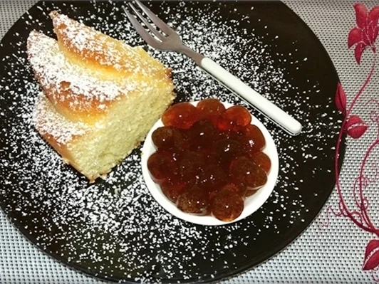 Kuchen mit Kokos-Mehl-Milch verfeinert  &  „Coca Cola Kaviar“ - Rezept - Bild Nr. 853
