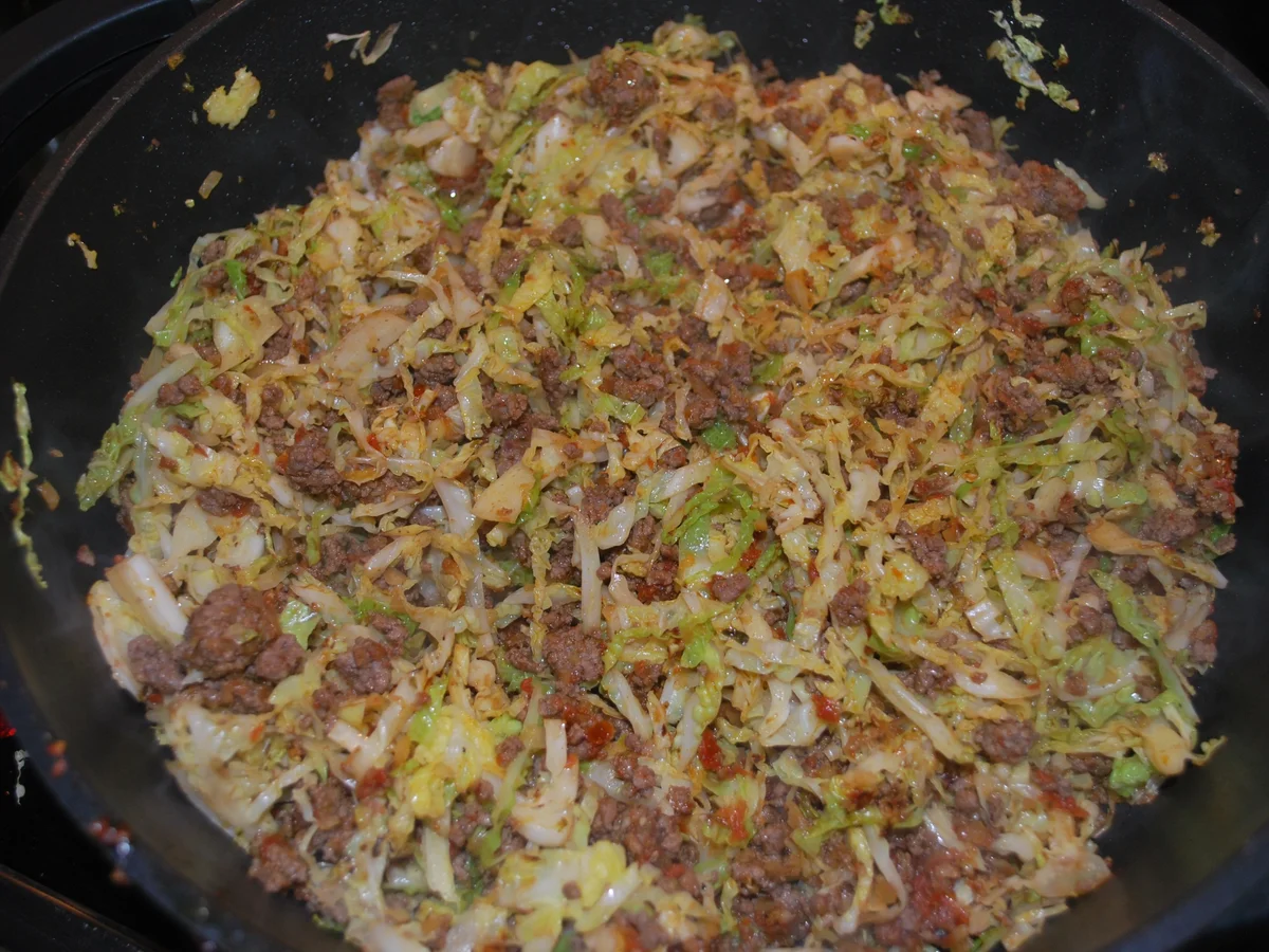 Nudel-Rolls mit Wirsing-Hackfüllung in Käsesauce - Rezept - Bild Nr. 897