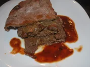 Schicht-Rouladen mit Bauernbrotkruste - Rezept - Bild Nr. 896