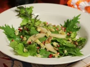 Rucola Salat mit Tipperary Blue, Birne und gerösteten Nüssen - Rezept