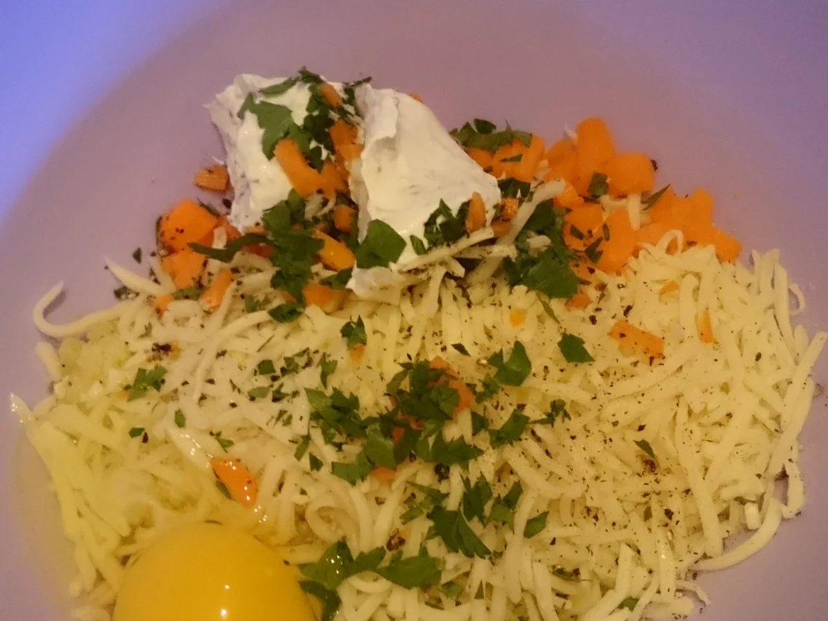 Kartoffelpuffer - Muffins mit Kräuterquark und Schalotten - Rezept - Bild Nr. 918