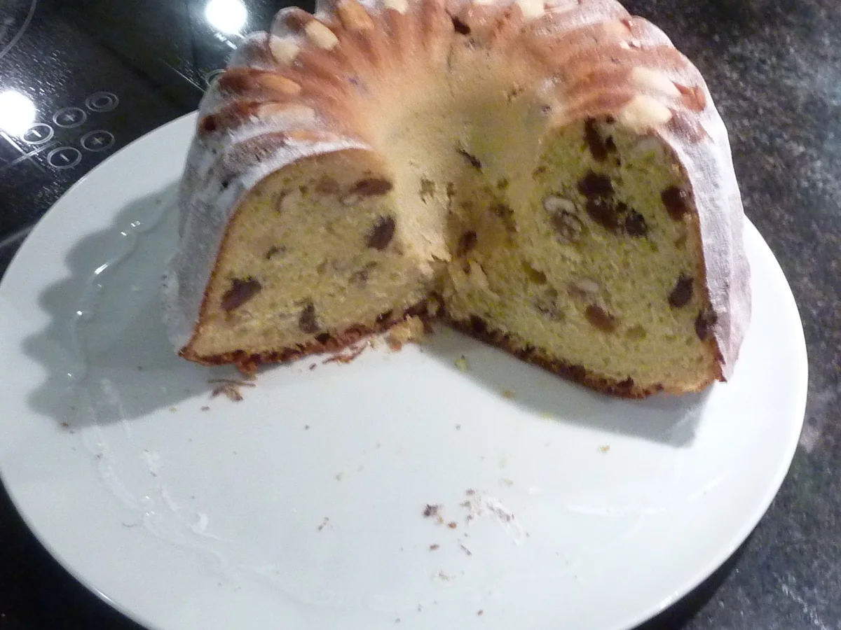 Gaby's Gougelhopf mit Studentenfutter - Rezept - Bild Nr. 918