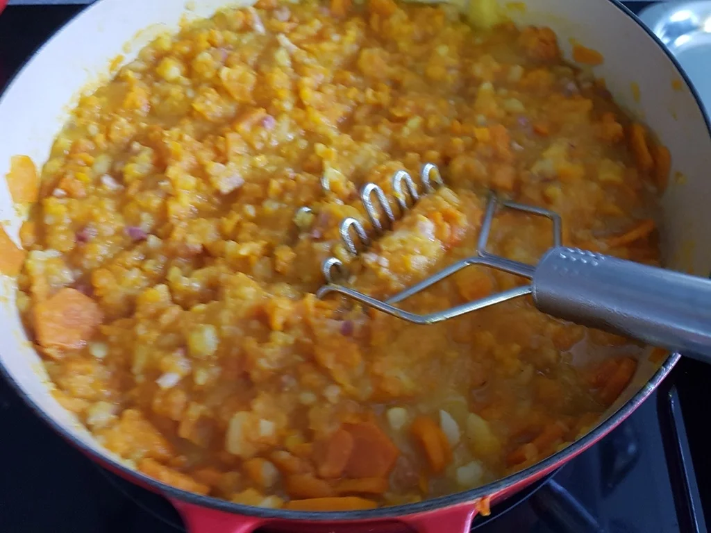 Mediterraner Süsskartoffel- Pastinaken- Möhrenstampf - Rezept - Bild Nr. 911