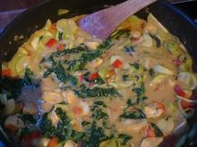 Curry-Hühnchen mit Gemüse und Blatt Spinat - Rezept - Bild Nr. 931