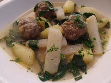 Kohlrabi-Kartoffel-Suppe mit Fleischklößchen - Rezept - Bild Nr. 916