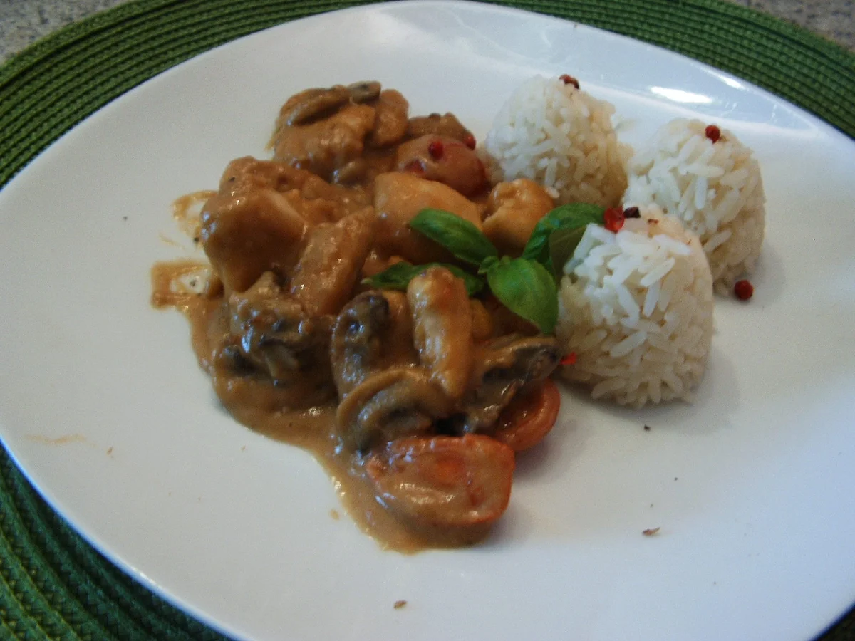 Rezept: Erdnuss-Hähnchen-Pfanne Bild Nr. 923 Erdnuss-Hähnchen-Pfanne - Rezept - Bild Nr. 923