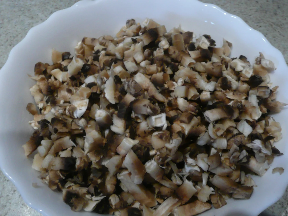 Tomaten mit saftigerThunfisch Champignonfüllung - Rezept - Bild Nr. 930