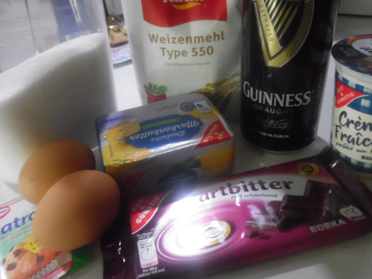 Guinness-Torte (Irish Stout Cake) - Rezept - kochbar.de