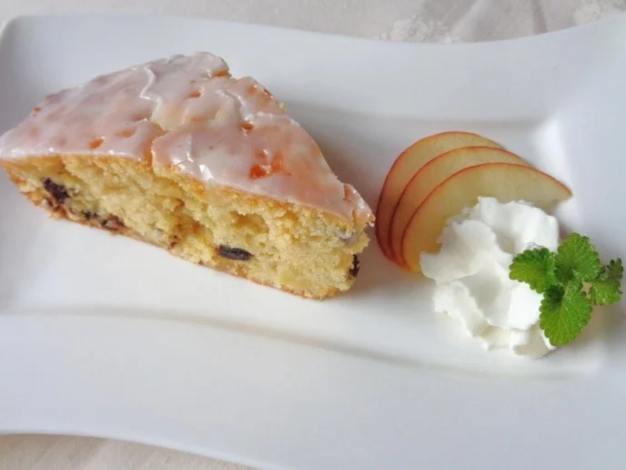 Rezept: Calvados - Apfel in Rührteig mit Zitrone und Zitronen - Glasur ... Bild Nr. 930 Calvados - Apfel in Rührteig mit Zitrone und Zitronen - Glasur ... - Rezept - Bild Nr. 930