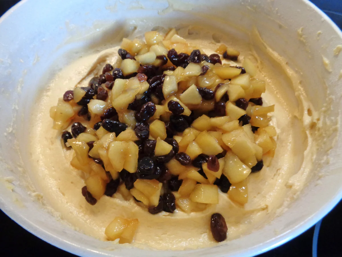 Rezept: Calvados - Apfel in Rührteig mit Zitrone und Zitronen - Glasur ... Bild Nr. 941 Calvados - Apfel in Rührteig mit Zitrone und Zitronen - Glasur ... - Rezept - Bild Nr. 941