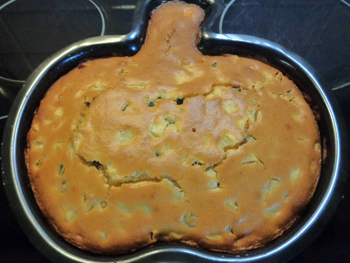 Rezept: Calvados - Apfel in Rührteig mit Zitrone und Zitronen - Glasur ... Bild Nr. 944 Calvados - Apfel in Rührteig mit Zitrone und Zitronen - Glasur ... - Rezept - Bild Nr. 944