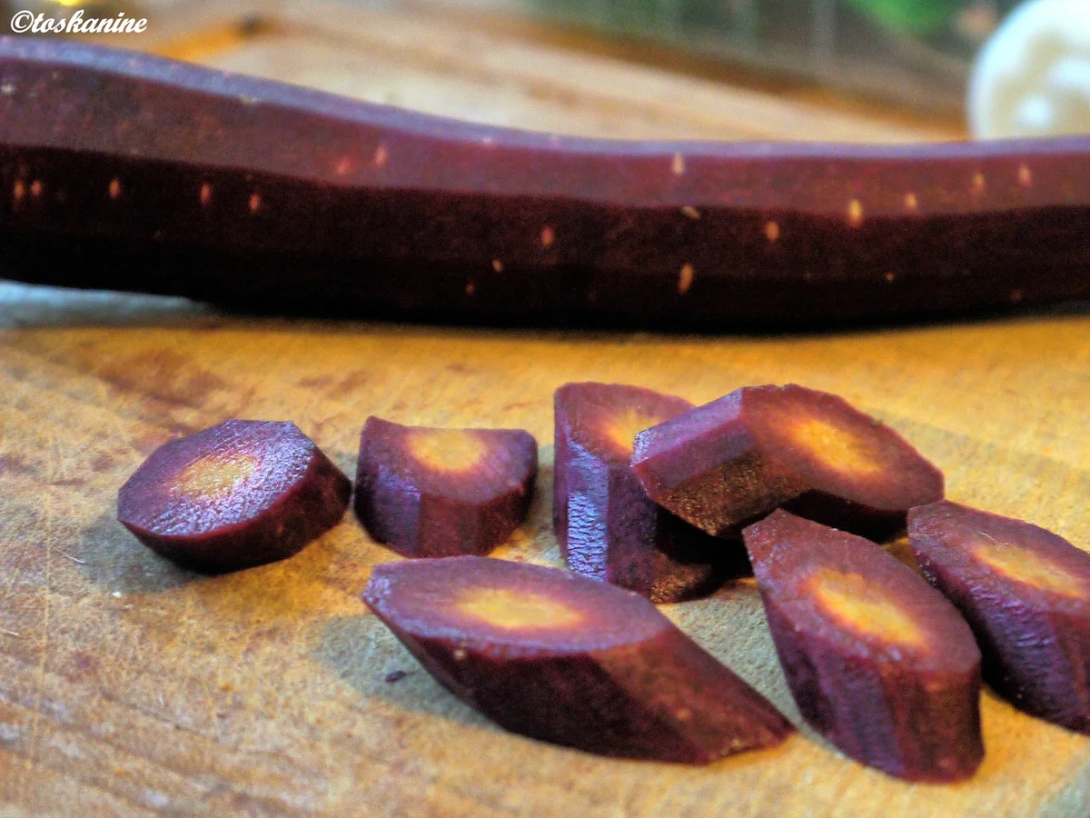 Rezept: Glasierte Basilikummöhren Bild Nr. 2 Glasierte Basilikummöhren - Rezept - Bild Nr. 2