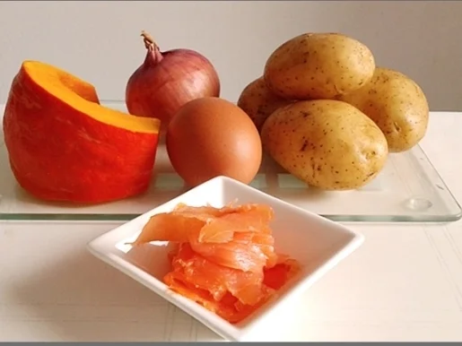 Rezept: Hokkaido-Kartoffel-Rösti mit Spiegelei und Wildlachs Bild Nr. 930 Hokkaido-Kartoffel-Rösti mit Spiegelei und Wildlachs - Rezept - Bild Nr. 930