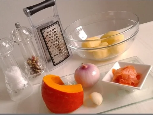 Rezept: Hokkaido-Kartoffel-Rösti mit Spiegelei und Wildlachs Bild Nr. 931 Hokkaido-Kartoffel-Rösti mit Spiegelei und Wildlachs - Rezept - Bild Nr. 931