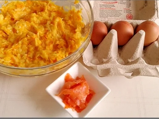 Rezept: Hokkaido-Kartoffel-Rösti mit Spiegelei und Wildlachs Bild Nr. 935 Hokkaido-Kartoffel-Rösti mit Spiegelei und Wildlachs - Rezept - Bild Nr. 935