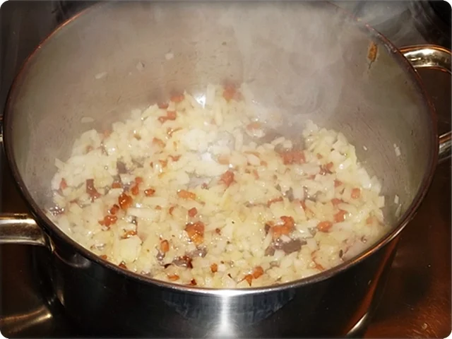 Rezept: Blutwurst mit Sauerkraut und Stampfkartoffeln Bild Nr. 4 Blutwurst mit Sauerkraut und Stampfkartoffeln - Rezept - Bild Nr. 4