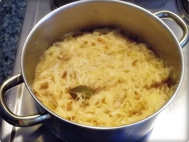 Rezept: Blutwurst mit Sauerkraut und Stampfkartoffeln Bild Nr. 5 Blutwurst mit Sauerkraut und Stampfkartoffeln - Rezept - Bild Nr. 5