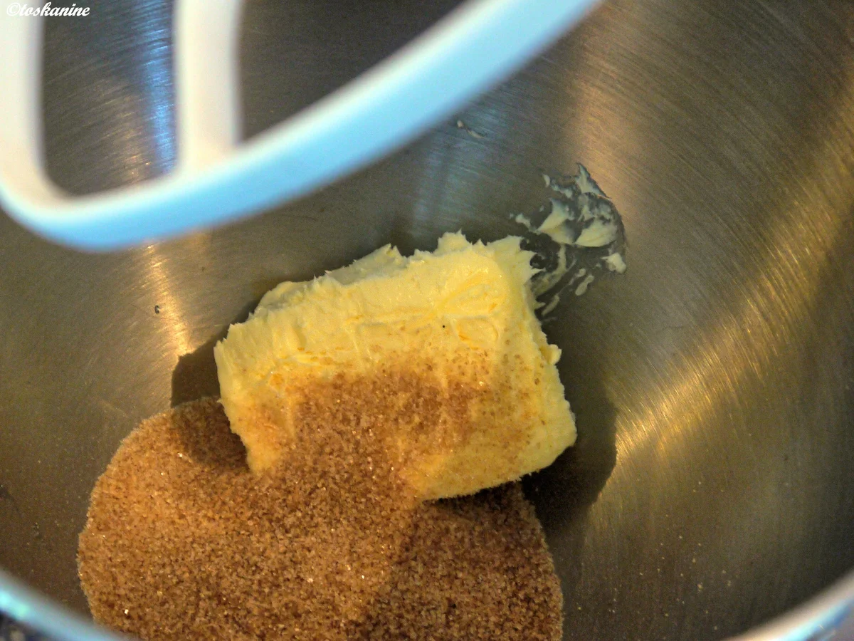 Rezept: Rotwein-Birnen-Kuchen Bild Nr. 929 Rotwein-Birnen-Kuchen - Rezept - Bild Nr. 929