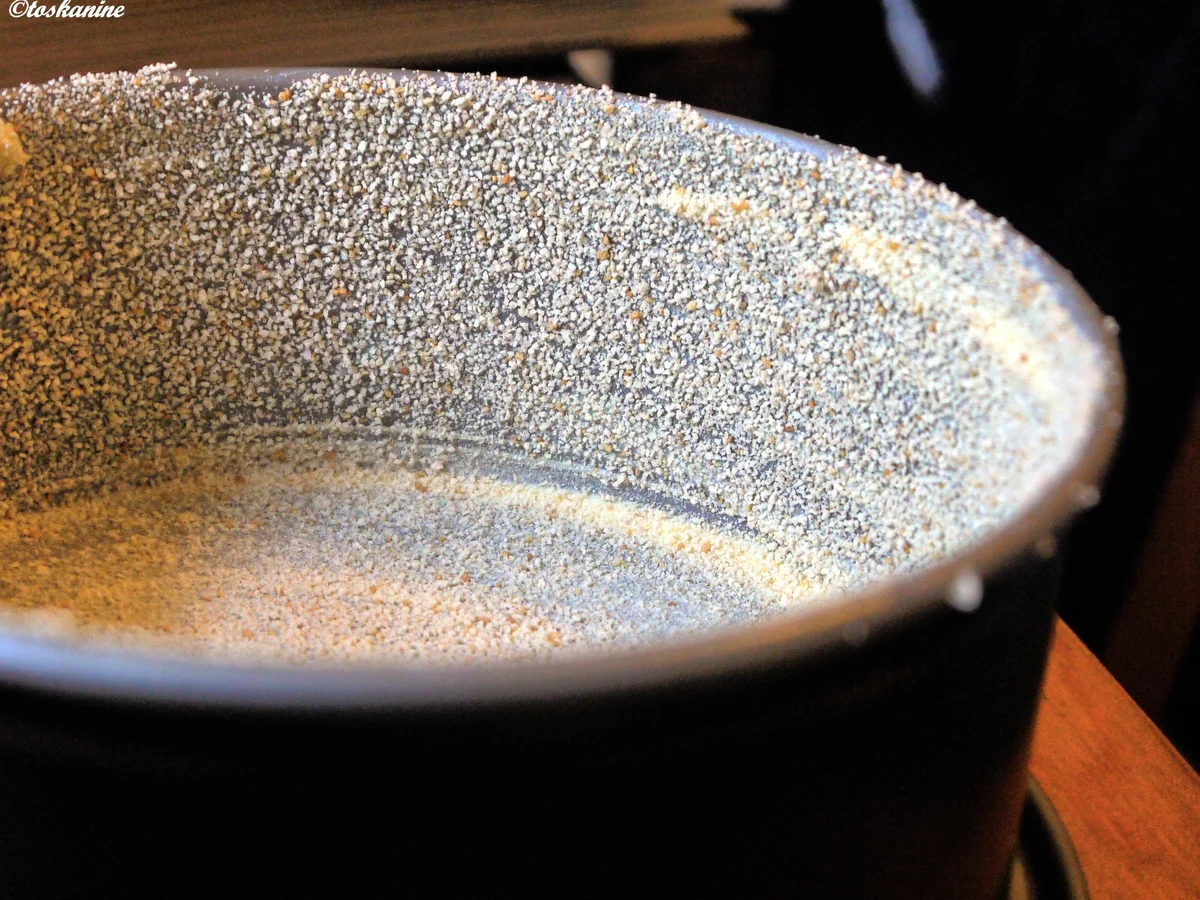 Rezept: Rotwein-Birnen-Kuchen Bild Nr. 934 Rotwein-Birnen-Kuchen - Rezept - Bild Nr. 934