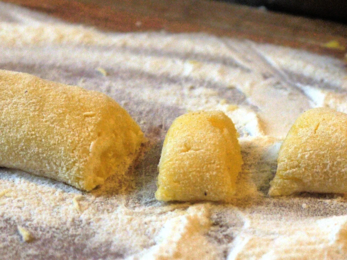 Rezept: Bergkäse-Gnocchi in Tomatensauce Bild Nr. 946 Bergkäse-Gnocchi in Tomatensauce - Rezept - Bild Nr. 946