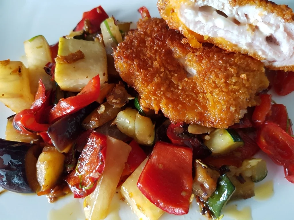 Rezept: Schnitzel (gefüllt) mit Kastanien-Maronenpanade à la Biggi Bild Nr. 9 Schnitzel (gefüllt) mit Kastanien-Maronenpanade à la Biggi - Rezept - Bild Nr. 9