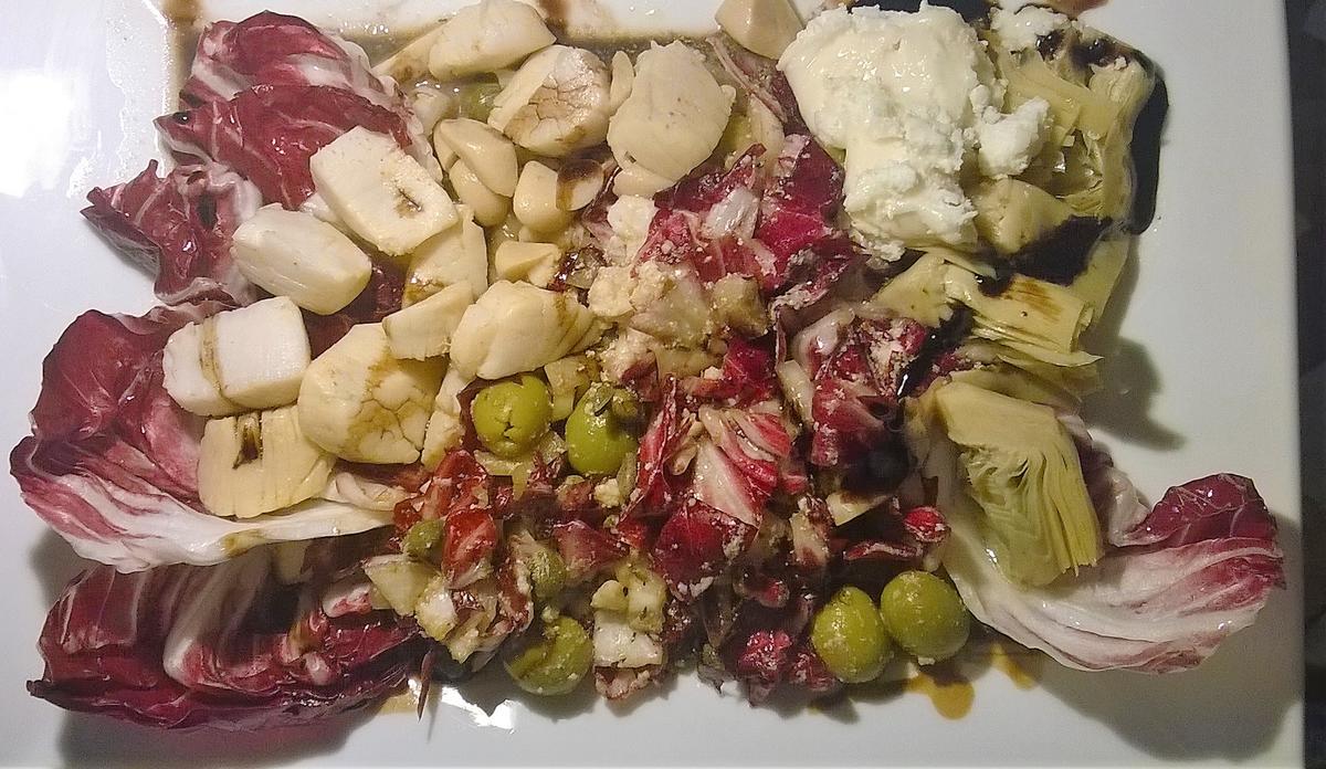 Radicchio mit Jakobsmuscheln und pyrenäischem Schafskäse (Brebiou) - Rezept - Bild Nr. 940