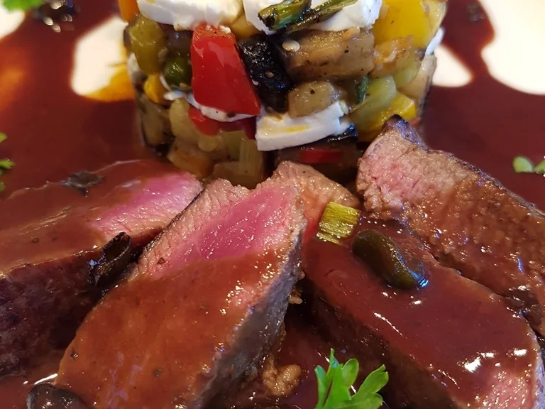 Mediterranes Gemüse heute * edel als kleiner Turm * - Rezept