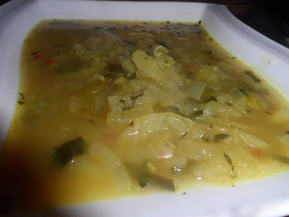 BiNe` S SCHARFE ZWIEBELSUPPE - Rezept - Bild Nr. 954