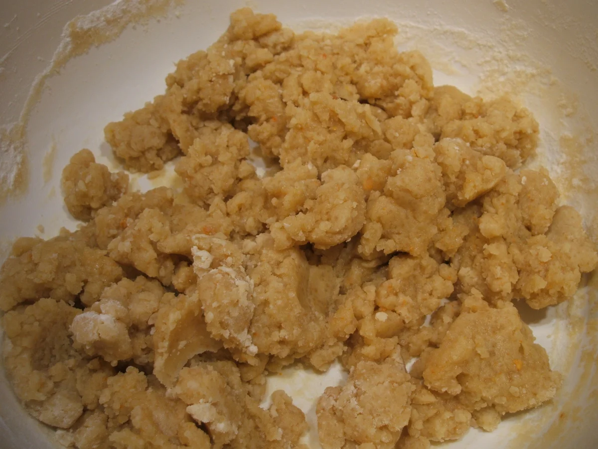 Backen: Vanille-Zitronenschnitte mit Kirschen und Streusel - Rezept - Bild Nr. 957