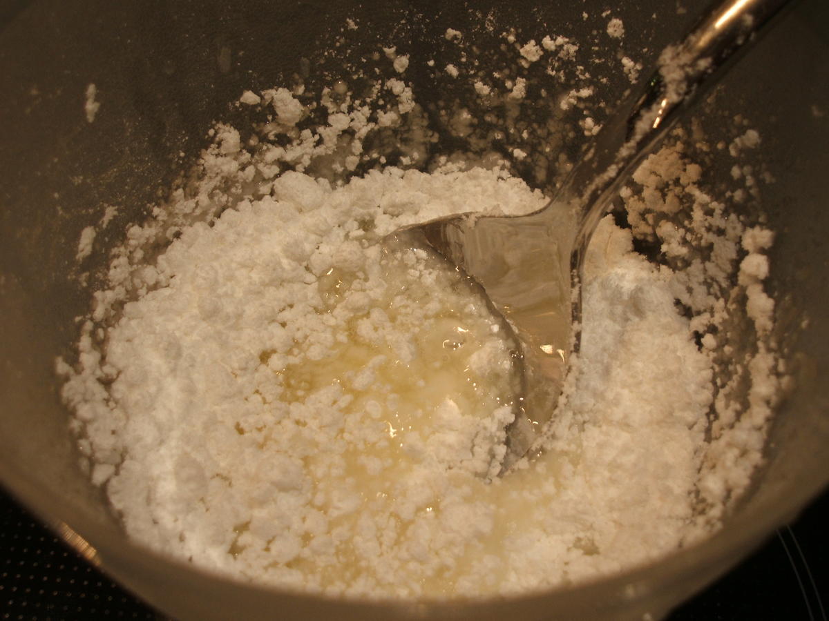 Backen: Vanille-Zitronenschnitte mit Kirschen und Streusel - Rezept - Bild Nr. 959