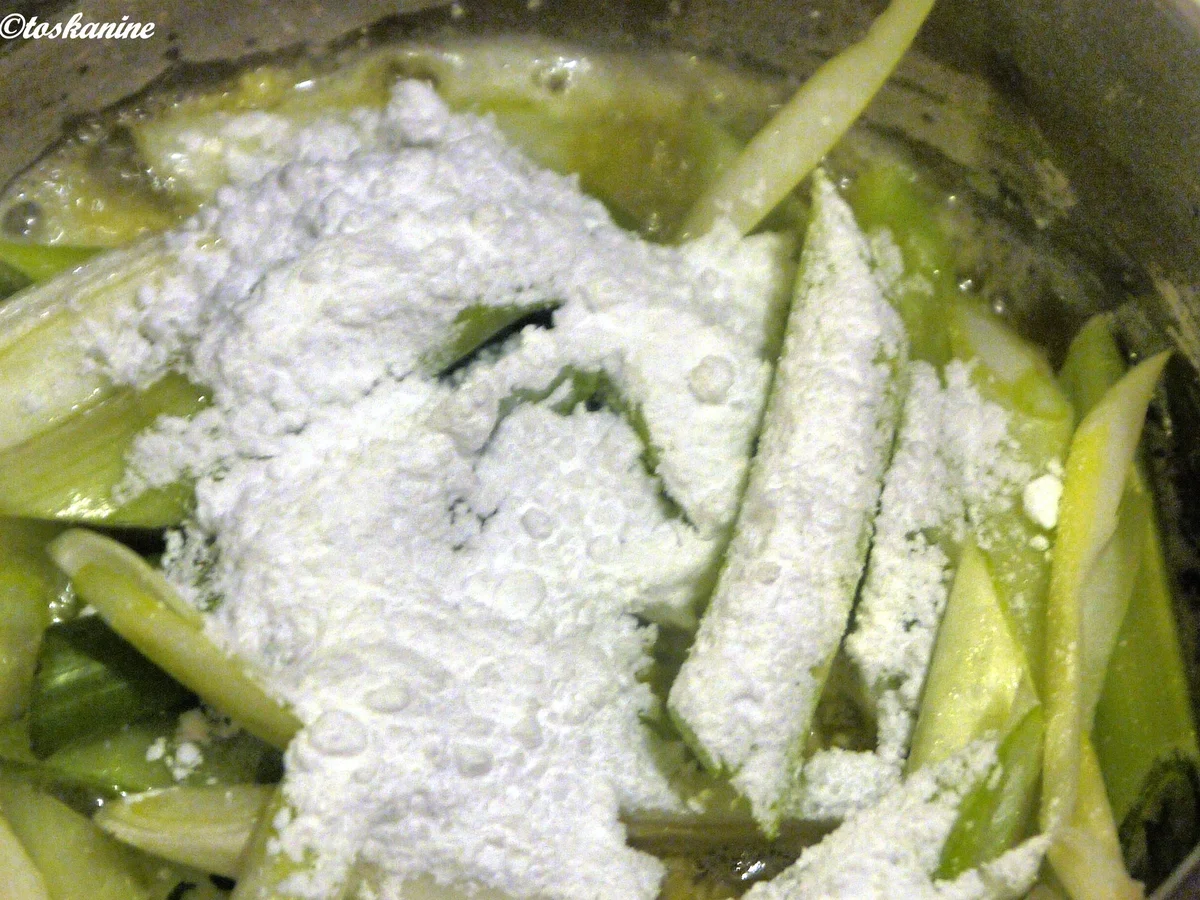 Kartoffel-Chorizo-Taler mit Limettendip und karamellisierten Lauchzwiebeln - Rezept - Bild Nr. 967