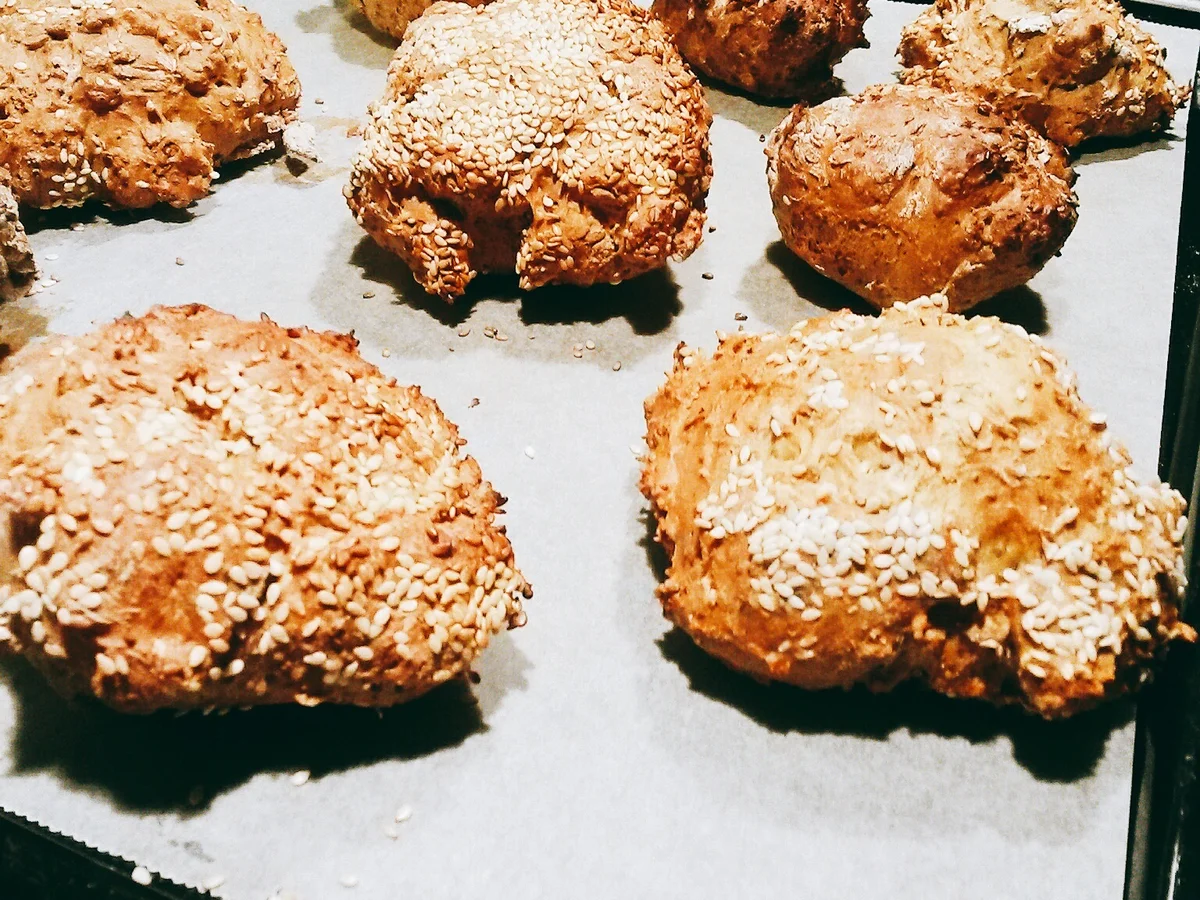 Rezept: BiNe` S QUARK - SESAMBRÖTCHEN Bild Nr. 956 BiNe` S QUARK - SESAMBRÖTCHEN - Rezept - Bild Nr. 956