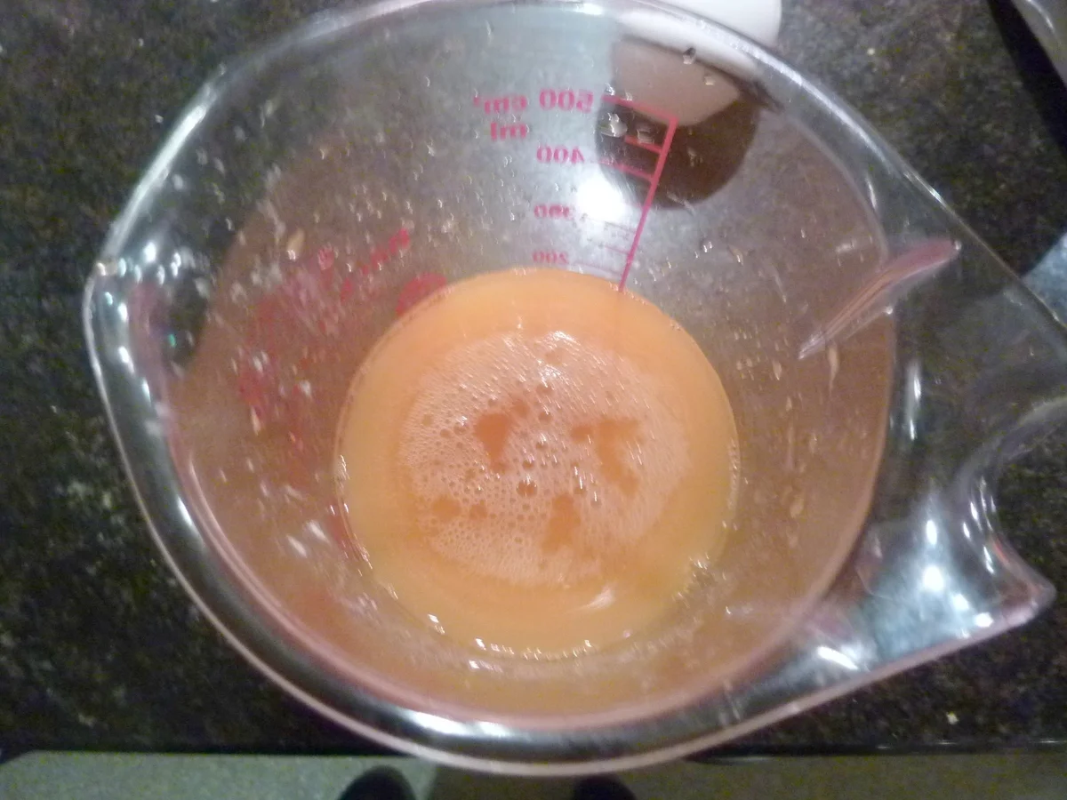 Rezept: Baumnuss-Marronikuchen mit Apfelsaftcreme Bild Nr. 963 Baumnuss-Marronikuchen mit Apfelsaftcreme - Rezept - Bild Nr. 963