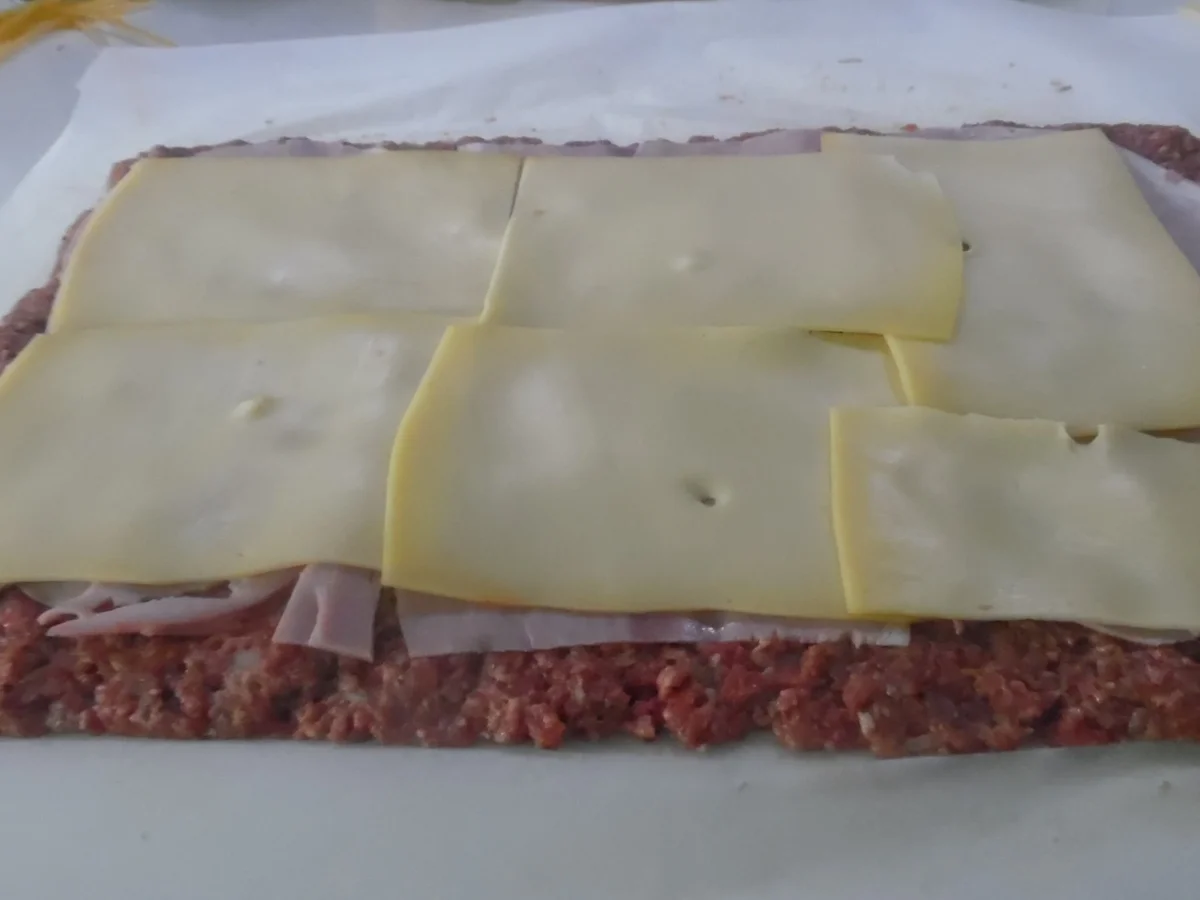 Gefüllte Hack-Rolle - Rezept - Bild Nr. 986