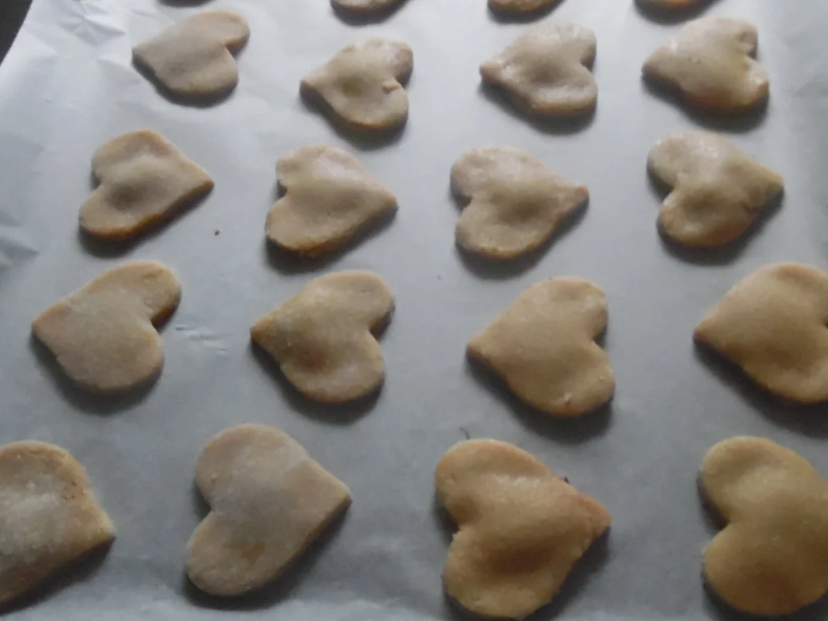 Rezept: Lebkuchenherzen, fruchtig gefüllt Bild Nr. 1001 Lebkuchenherzen, fruchtig gefüllt - Rezept - Bild Nr. 1001