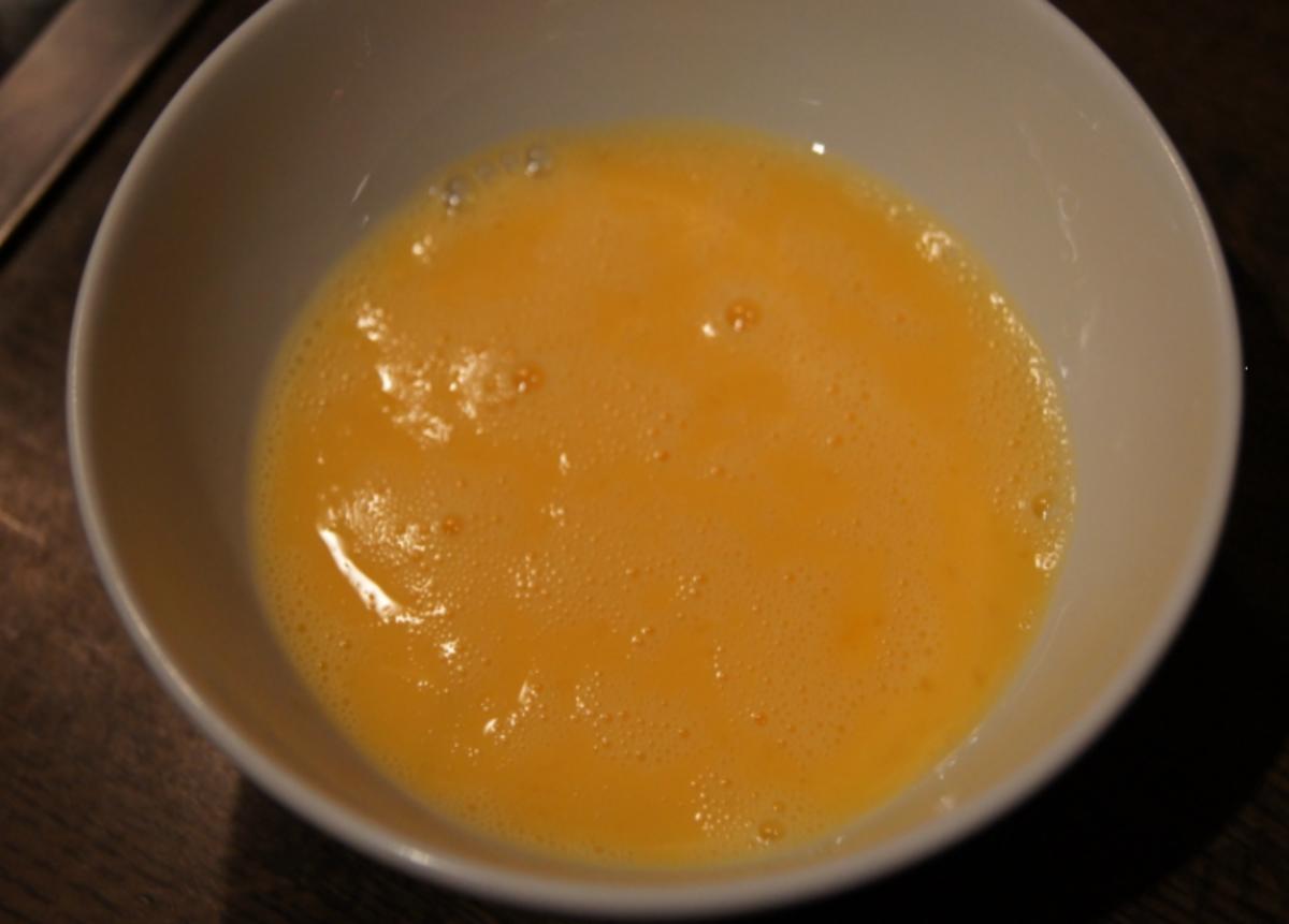 Hähnchensuppe mit Gemüse und Eierblumeneinlage - Rezept - Bild Nr. 1043