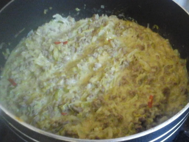 Porree-Rinddfleisch-Pasta und gemischten Salat - Rezept - Bild Nr. 1031