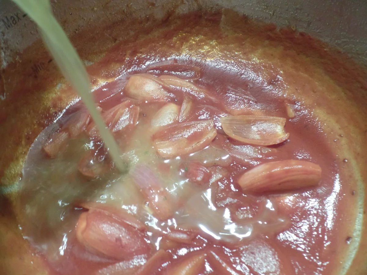 Rezept: Ouzo-Rind mit Reisnudeln Bild Nr. 1030 Ouzo-Rind mit Reisnudeln - Rezept - Bild Nr. 1030