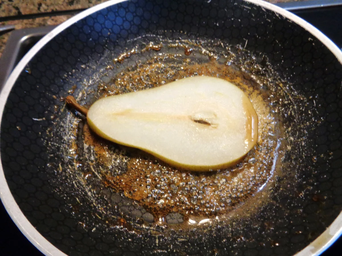 Zweierlei Birne ... paniert und karamellisiert ... - Rezept - Bild Nr. 1028