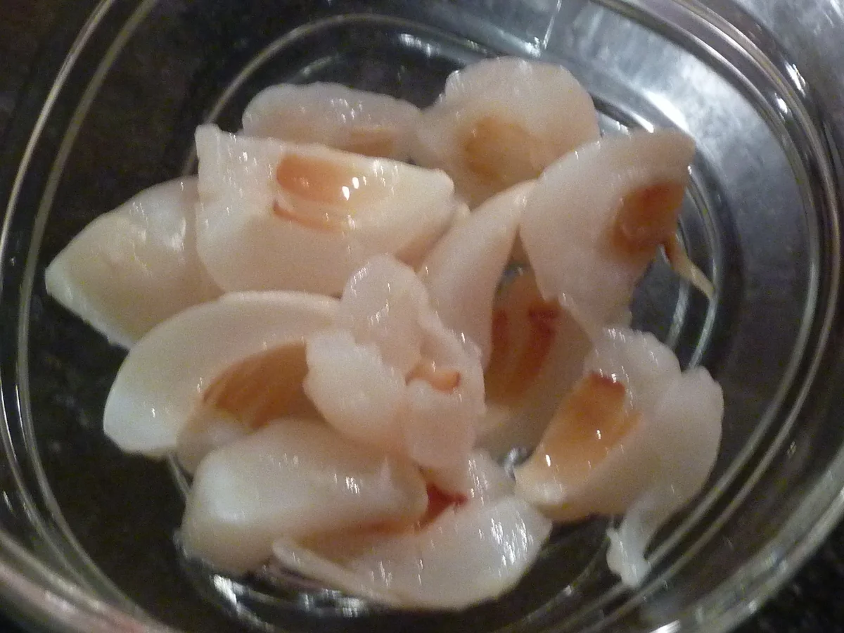 Rosenblüten Glace mit Litschi Früchte - Rezept - Bild Nr. 1036