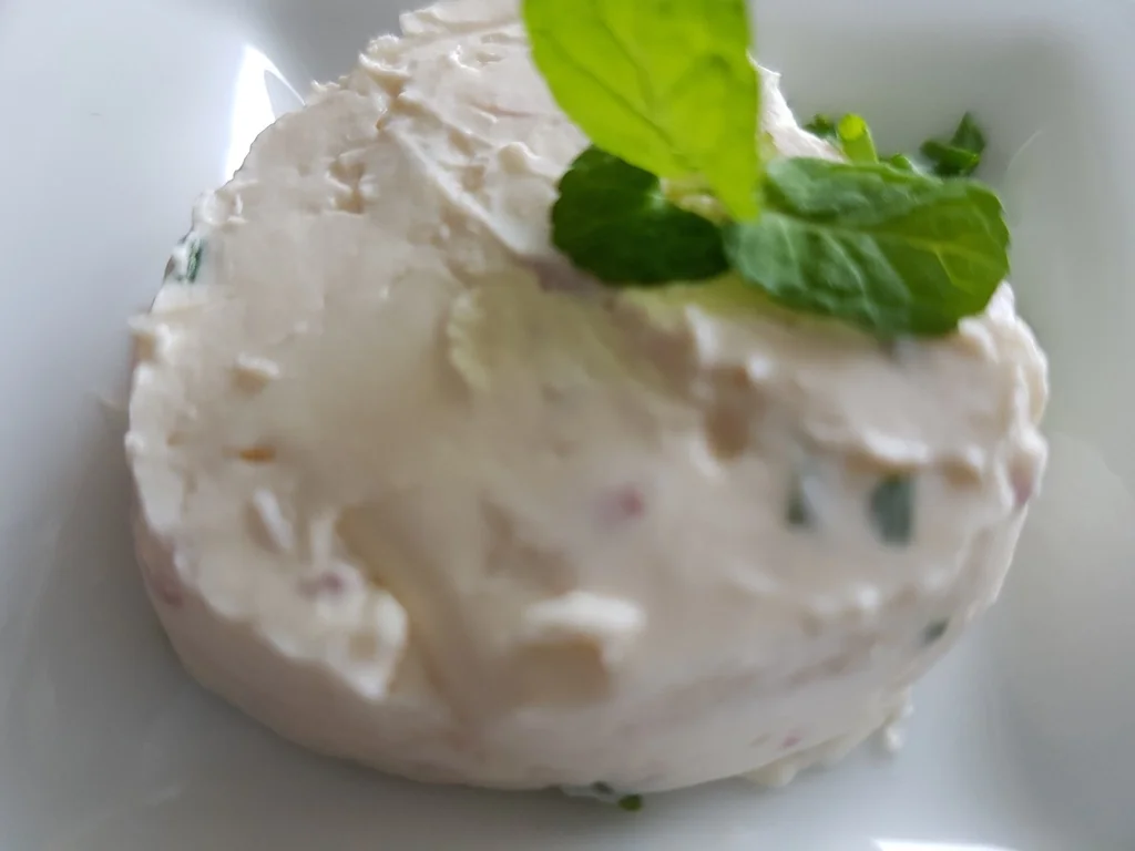 Rezept: Radieschencreme ein frischer Dip Bild Nr. 1042 Radieschencreme ein frischer Dip - Rezept - Bild Nr. 1042