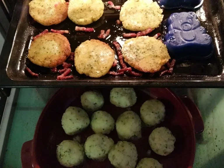 Rezept: Käse - Kräuter - Knödel Bild Nr. 1056 Käse - Kräuter - Knödel - Rezept - Bild Nr. 1056