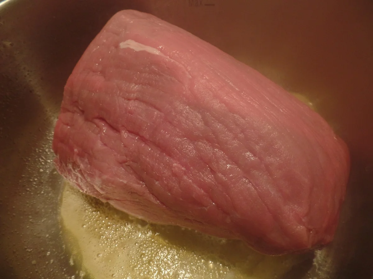 In Barolo geschmorte Rinderrolle (auch falsches Filet genannt)mit Polenta - Rezept - Bild Nr. 1050