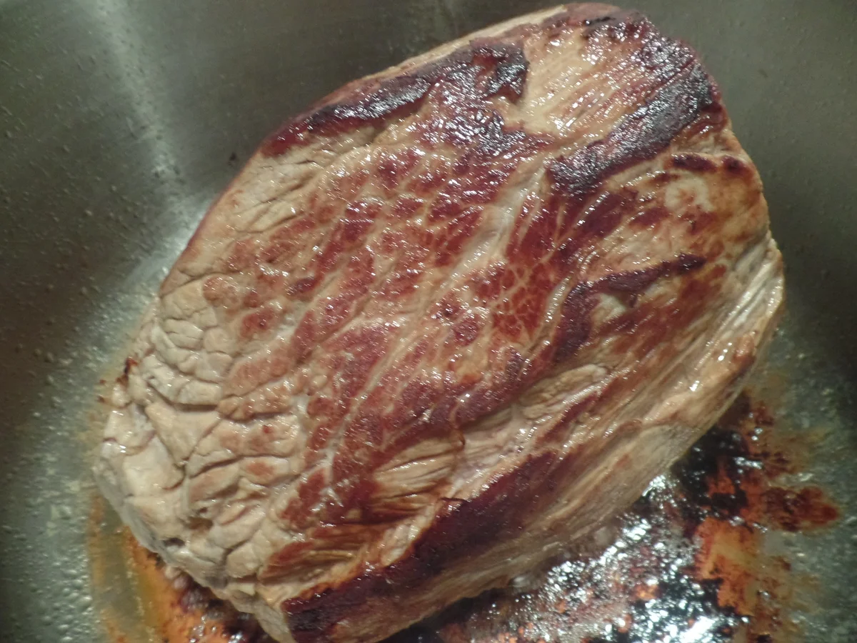 In Barolo geschmorte Rinderrolle (auch falsches Filet genannt)mit Polenta - Rezept - Bild Nr. 1051