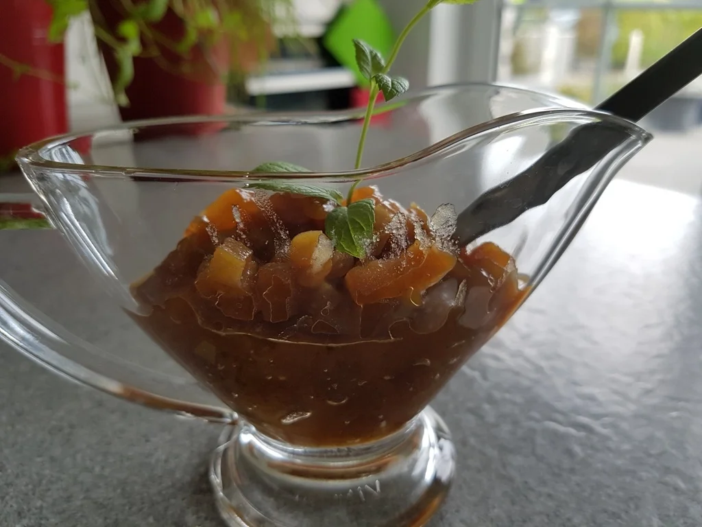 Rezept: Zartes Quitten-Apfel - Zwiebel Chutney Bild Nr. 1071 Zartes Quitten-Apfel - Zwiebel Chutney - Rezept - Bild Nr. 1071